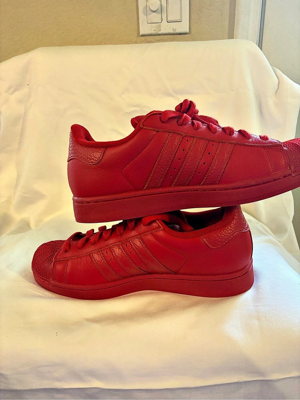adidas Superstar Triple Red Sneakers